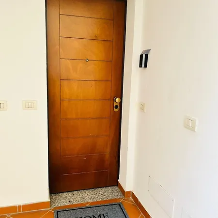 アパート Loft House