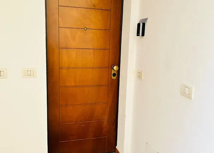 アパート Loft House